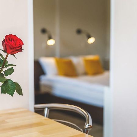 Compact Apartment Near Food Market In The Oldtown Plus Free Parking Klaipėda Exterior foto